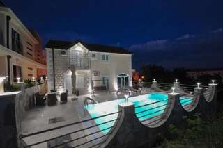 Виллы Villa Dragana Будва Вилла с собственным бассейном-3